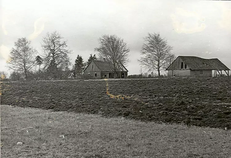 Bilēķu Adamaišu māja ap 1976. - 1978. g